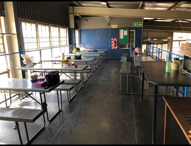 1,750M² WAREHOUSE FOR SALE IN GERMISTON SOUTH